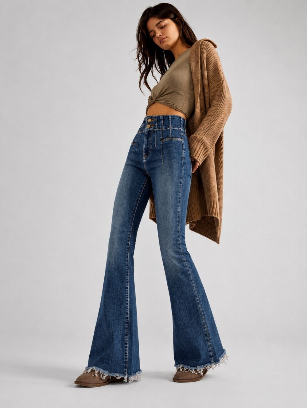 ❤ FREE PEOPLE SUPER HIGH RISE JAYDE FLARE JEANS, RAW HEM, 4S (27 SHORT)